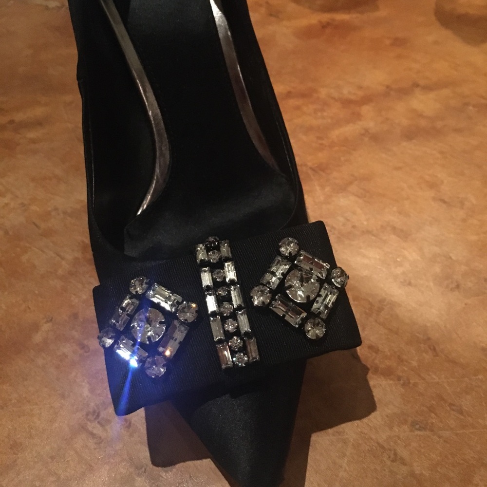 Shoes - Picture 3 of 3
